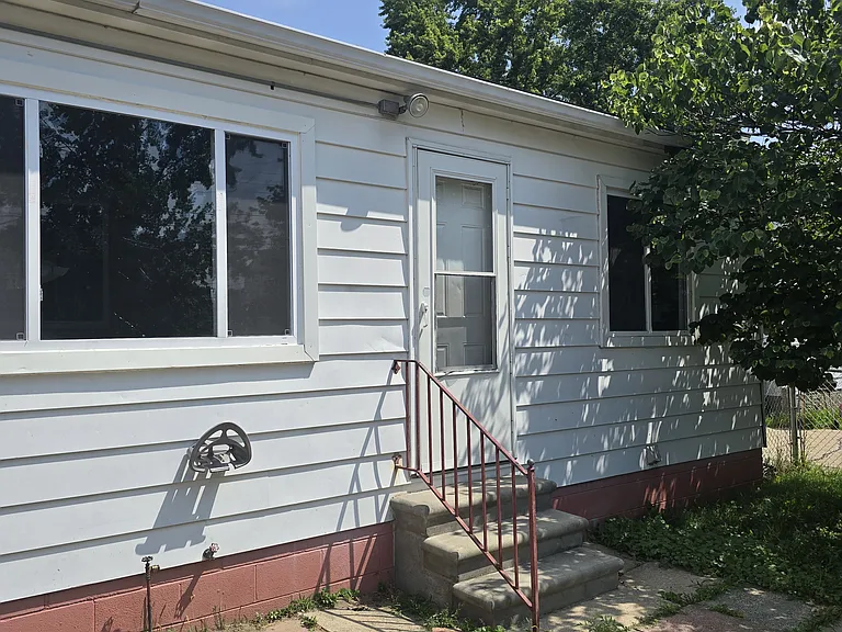 1681 New York Ave — Photo 35