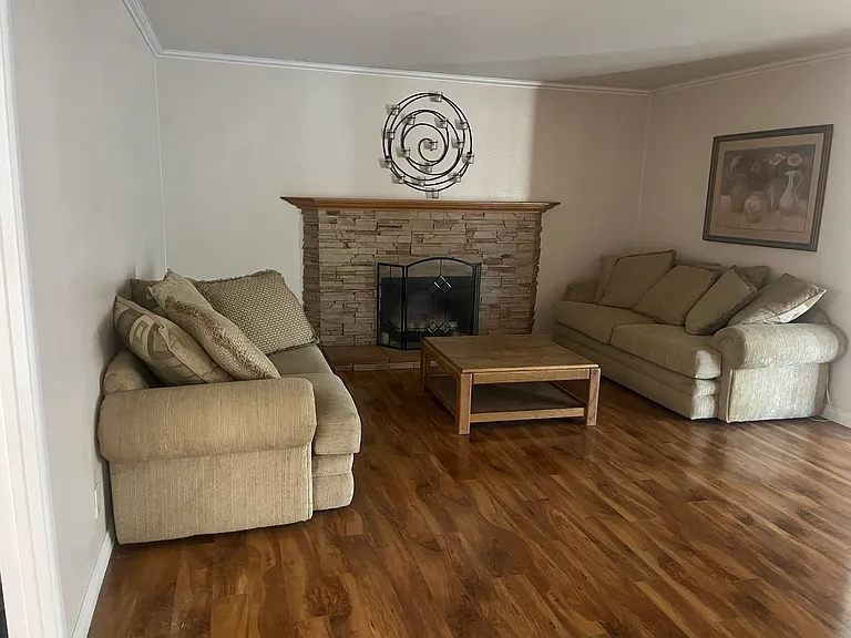 Living room 2