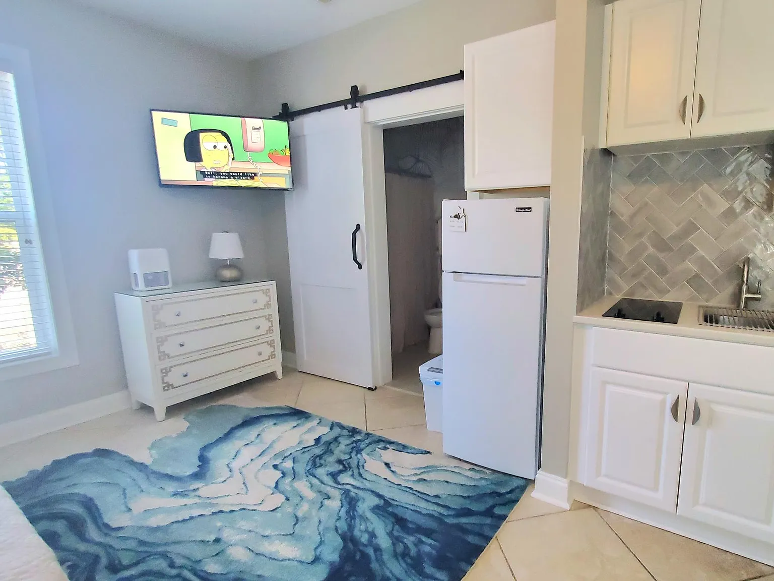 Studio, 500 sqft, $1,350 — Photo 2