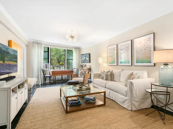 30 East 9th Street image 1 of 9