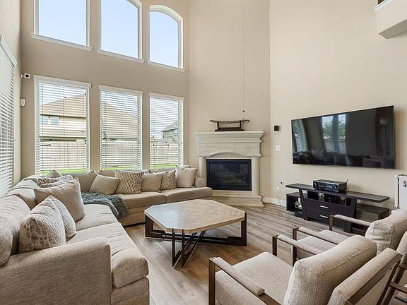 3rd image of 10410 Texas Sage Way