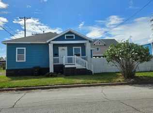 911 43rd St, Galveston, TX 77550