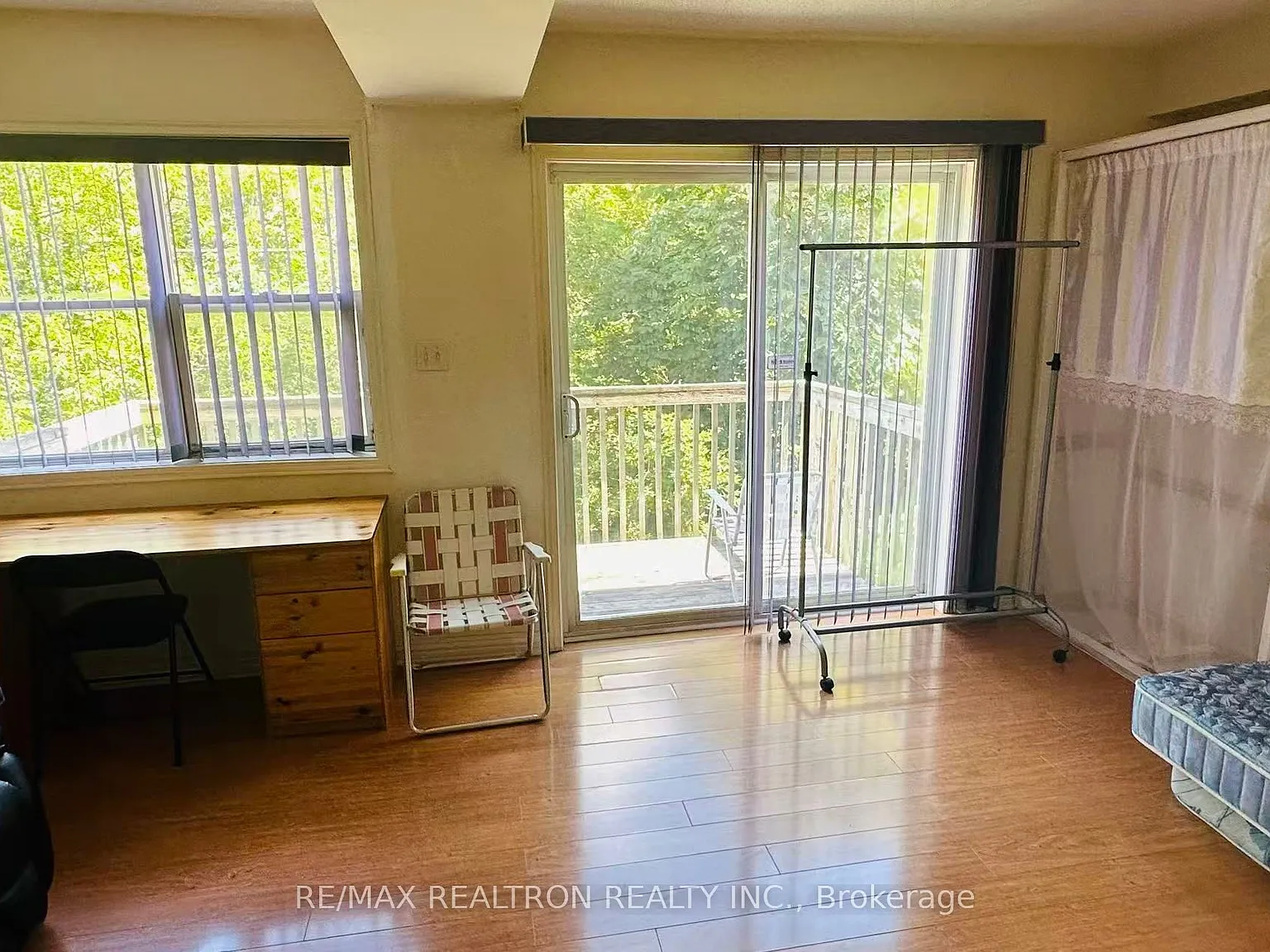 1 bed, $1,060 — Photo 3