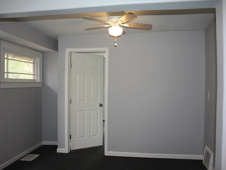 5632 Highland Ave — Photo 25