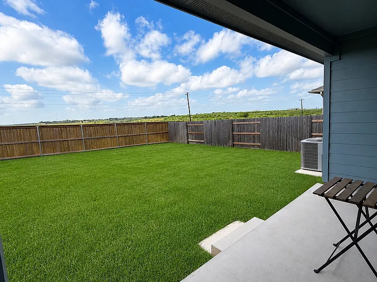 326 Merriman Rd — Photo 14
