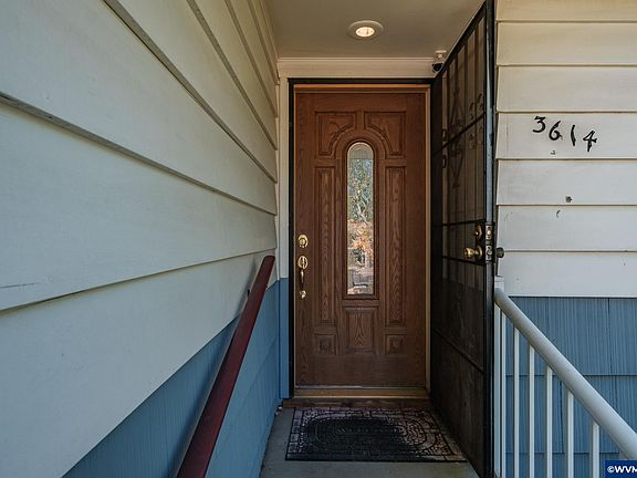 4th image of 3614 31st Ave NE