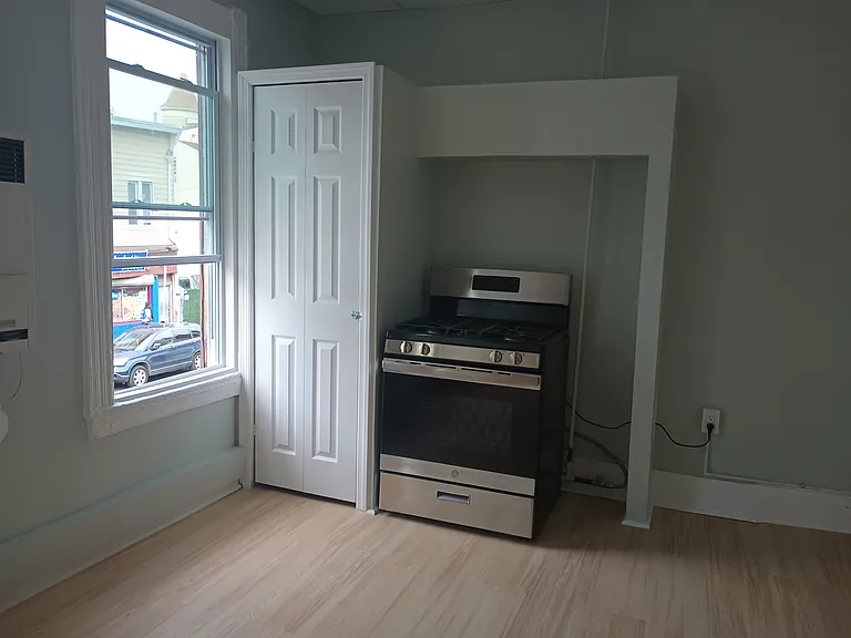157 Passaic St #9 — Photo 3