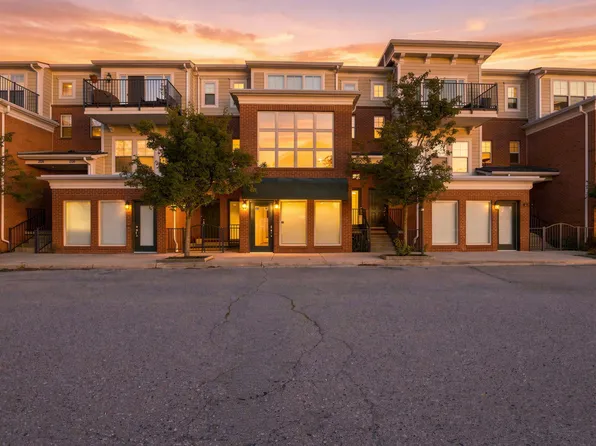 309 Legato Dr, Walled Lake, MI 48390