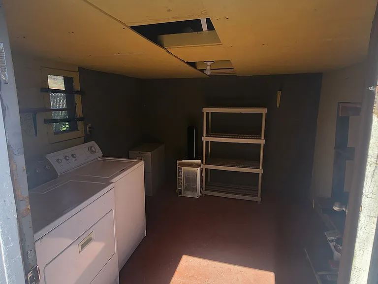 459 Field St — Photo 17