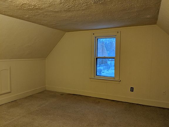 5th image of 726 Illinois Ave