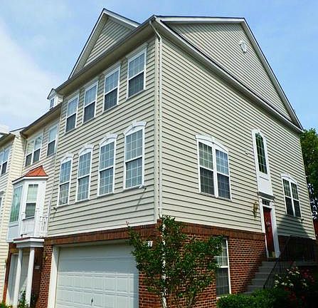 2nd image of 11568 Cavalier Landing Ct