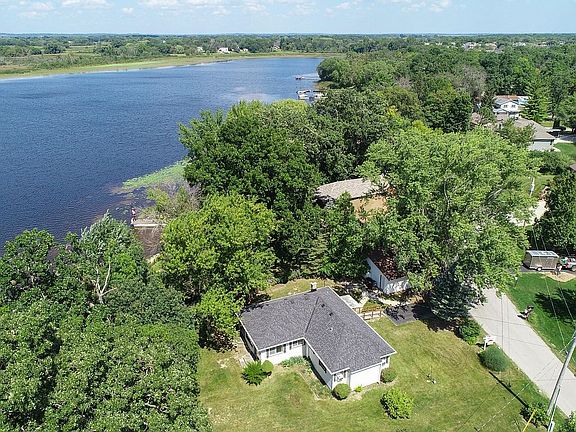 2nd image of 7946 E Long Lake Dr