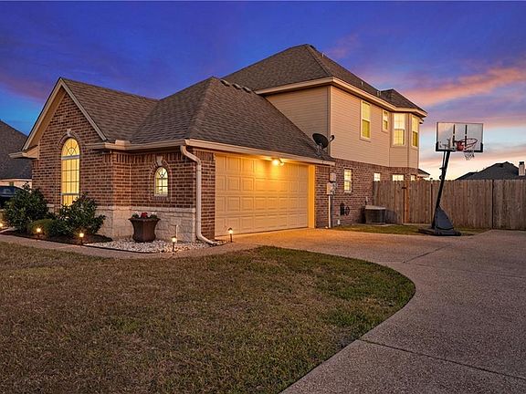 2nd image of 1216 Kempner Park Dr