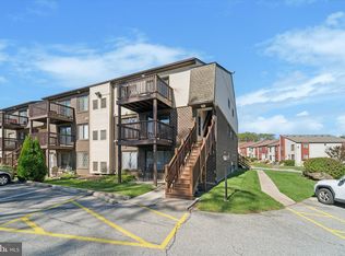 5200 Hilltop Dr APT V13, Brookhaven, PA 19015