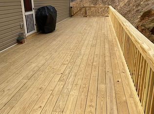 1157 Granny Smith Rd, Linden, VA 22642