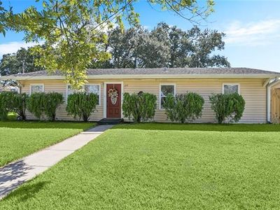 215 Citrus Rd, River Ridge, LA, 70123