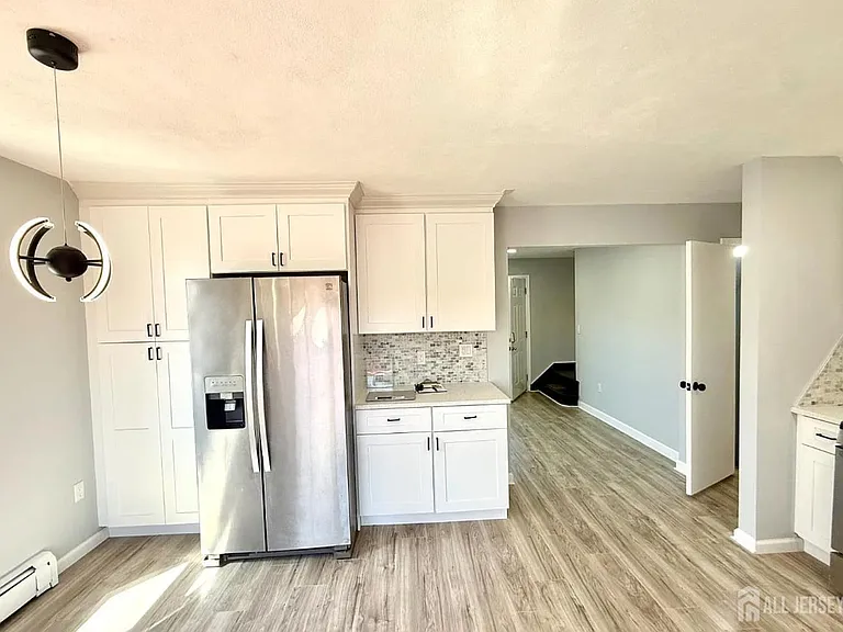 35 Fiat Ave — Photo 7