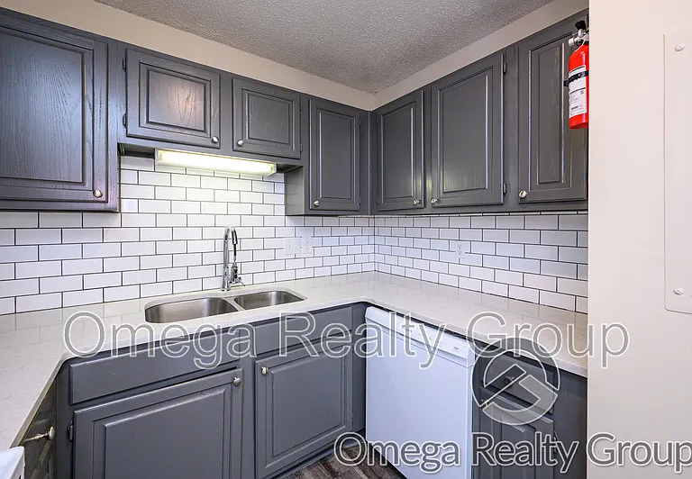 40 Ratliff St #15 — Photo 9
