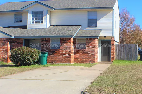 4714 Creek Ct Photo 1