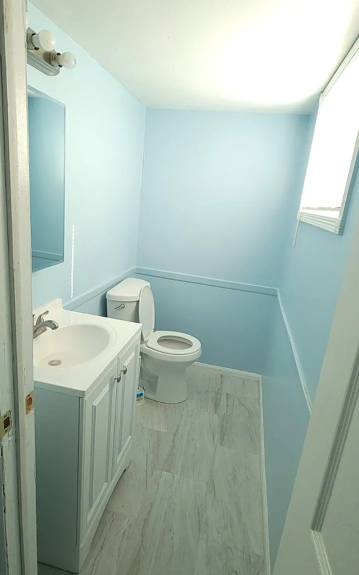 11484 Republic Ave — Photo 2