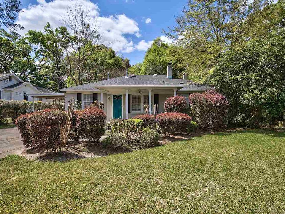 1st image of 1422 Colonial Dr