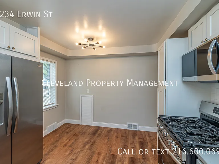 5234 Erwin St — Photo 15