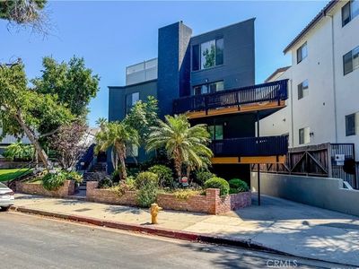 12938 Valleyheart Dr APT 5, Studio City, CA, 91604