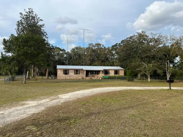 805b NE 484th Ave, Old Town, FL 32680