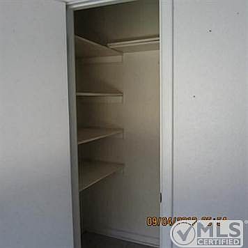 5th image of 426 S La Salle Dr
