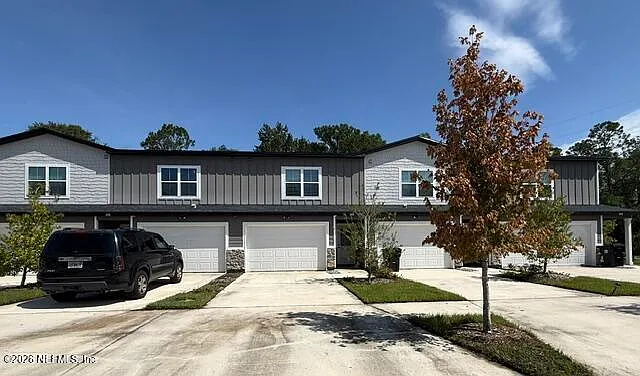 3228 Isabella Ct