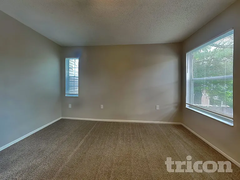 7503 Leon Ave — Photo 6