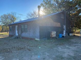 9822 Richardson Rd, Athens, TX 75752