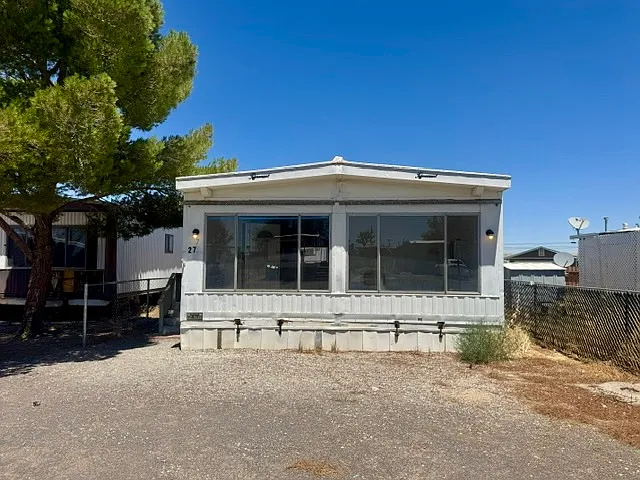 26599 Nudgent St — Photo 2