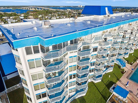 4th image of 3601 S Atlantic Ave Unit 708