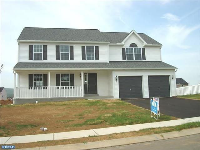 2nd image of 141 Sandhurst Blvd