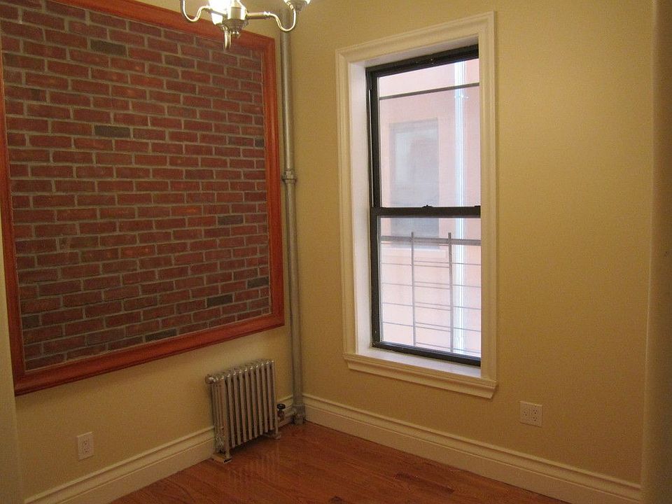 1st image of 122 Fenimore St #B3
