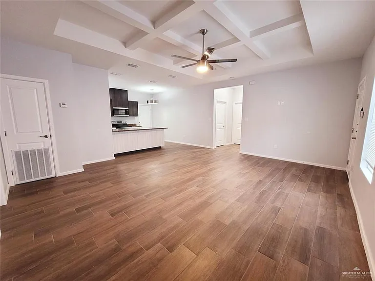 3501 Fuerte Ave #2 — Photo 5