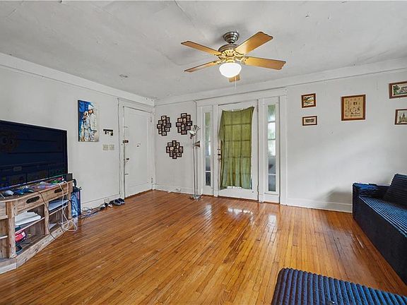 5th image of 3817-19 Octavia St
