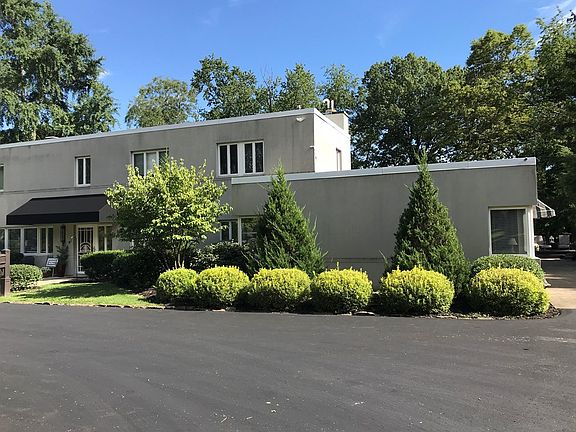 5th image of 59 Mead Dr