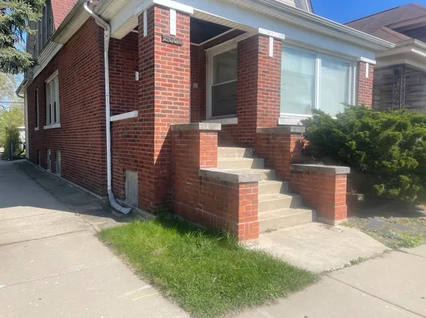 8001 S Coles Ave, Chicago, IL 60617
