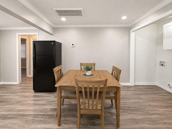 4th image of 705 Collins St