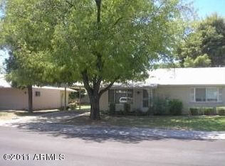 19018 N Lakeforest Dr, Sun City, AZ 85373