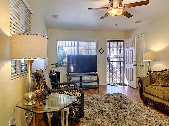 4th image of 5142 Manzanares Way