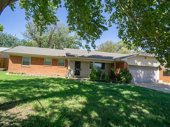 2nd image of 3636 Cheyenne Dr