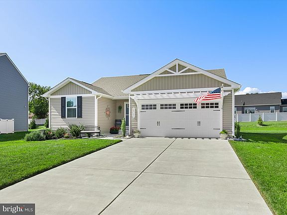 3rd image of 30193 Creekview Cir