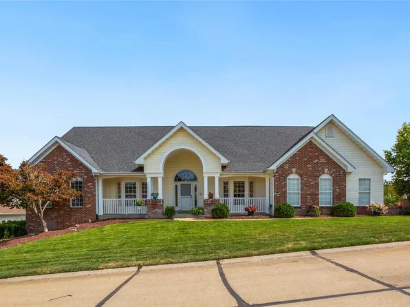 453 Eagle Pointe Landing Dr, Eureka, MO 63025