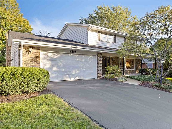 2nd image of 2215 Silverthorn Dr