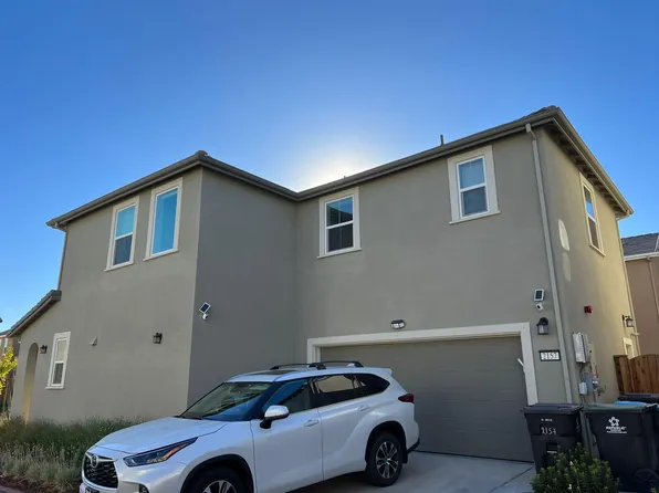 2157 Daimler St, Lathrop, CA 95330