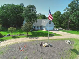 13165 Saint Croix Trl, North Branch, MN 55056