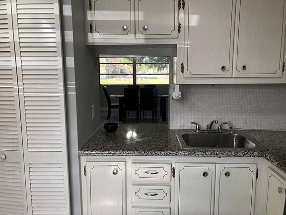 5th image of 2950 NE 201st Ter APT E105